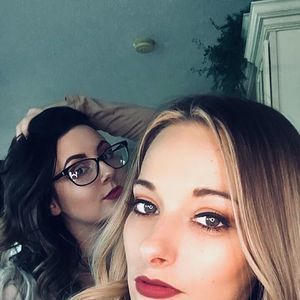 Meet your Posher, Alexandria